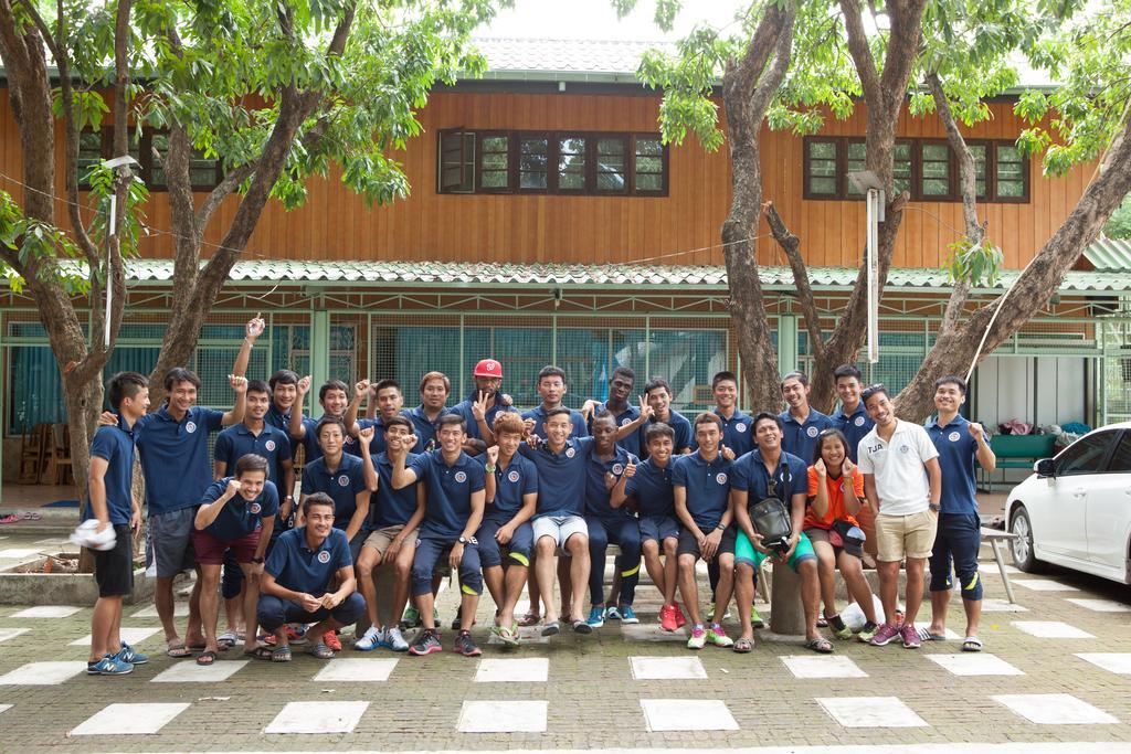 Baan Suan Chan Kanchanaburi Exterior photo